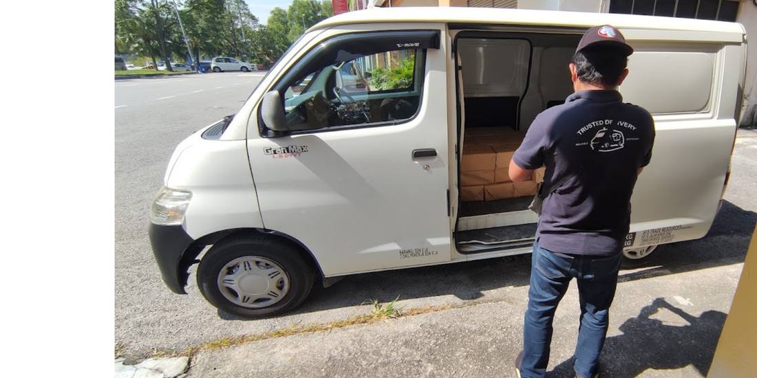 Van Panel Mini 4