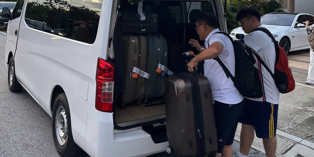 Van VIP 4