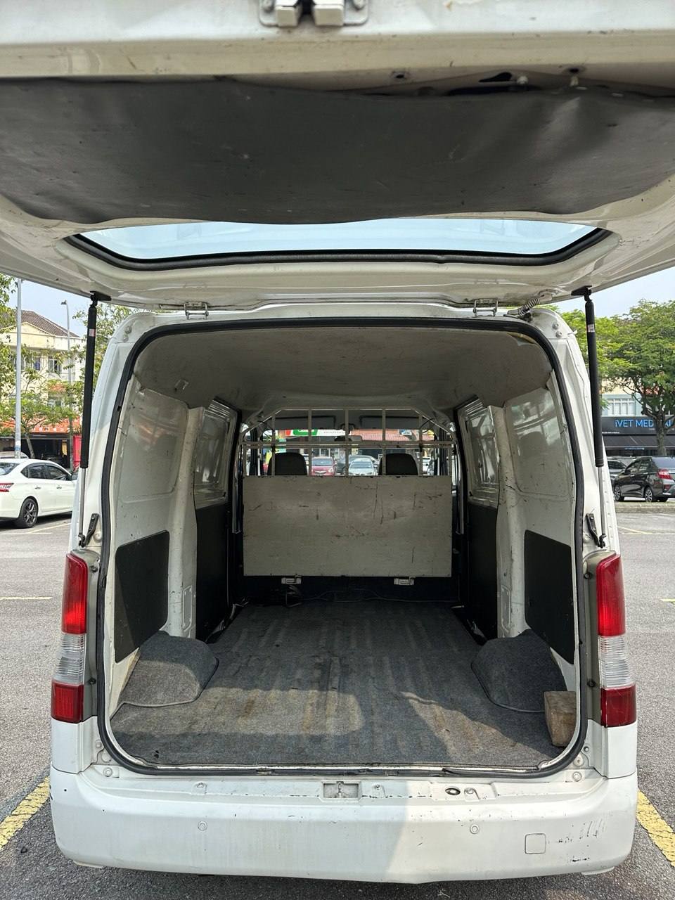 Van Panel Toyota Hiace 5